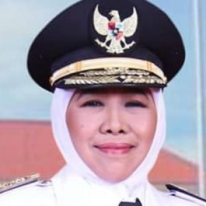 Persiapan Terapkan PSBB, Khofifah Panggil 3 Kepala Daerah