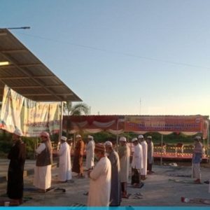 Pasien Covid-19 Sukoharjo Salat Id Berjamaah Di tempat Karantina