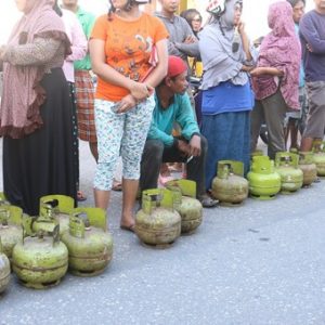 Dewan Minta Agen LPG Tegur Pangkalan Nakal