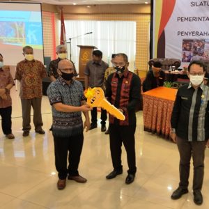 PT CNI serahkan bantuan program CSR dan PPM nya