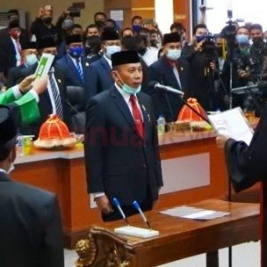 Syaifullah Halik dilantik sebagai Ketua DPRD Kolaka