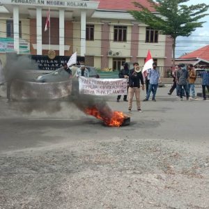 Mahasiswa Kolaka minta aktivitas tambang PT. Akar Mas dihentikan