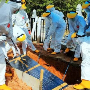 Lagi warga Kolaka meninggal dimakamkan secara prokes