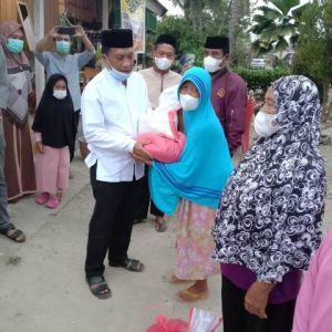 Safari Ramadhan DPRD Kolaka, Salurkan Bantuan Kepada Warga Tidak Mampu