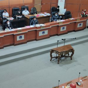 DPRD Kolaka Paripurnakan APBD Perubahan 2021