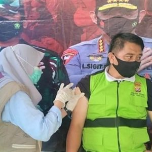 Forum Wartawan Kolaka Gelar Vaksinasi Massal