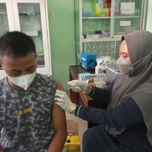 Puskesmas Kolakaasi gelar pelayanan vaksinasi booster