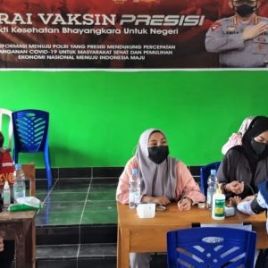 Gerai Vaksin Presisi Polsek Kolaka Sasar Pelajar dan Masyarakat Umum