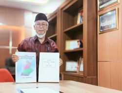 Forum Pemekaran DOB Kolaka Selatan Serahkan Berkas Usulan kepada Bupati Kolaka