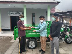 Peduli Lingkungan, PT Vale Serahkan Motor Sampah kepada Warga Dampala