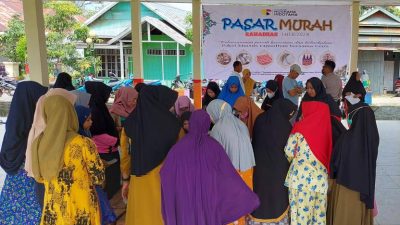 PT Ceria Nugraha Indotama Gelar Pasar Murah Pada Tiga Titik Di Kecamatan Wolo