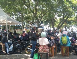 Kendaraan roda dua dominasi arus mudik di pelabuhan feri Kolaka