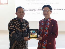 Program Beasiswa Ikatan Dinas PT IPIP Dukung Pendidikan Mahasiswa USN Kolaka