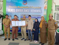 Pemda Kolaka Resmikan Pengoperasian Alkes Ambulance dan Launching Semarak Beramal