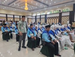 PPIH Kolaka Serahkan 383 Jamaah Calhaj ke Embarkasi Makassar