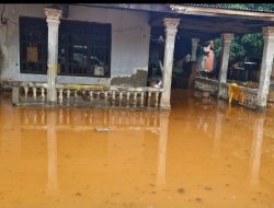 PT Antam UBPN Kolaka Tanggap Darurat Salurkan Bantuan Korban Banjir di Sejumlah DesaTerdampak 