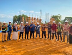 Tim SBSN Kemdiktisaintek Tinjau Progres Pembangunan Gedung FPPP USN Kolaka
