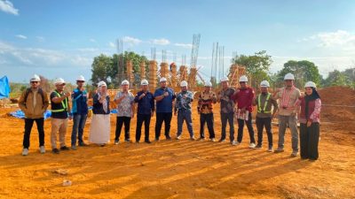 Tim SBSN Kemdiktisaintek Tinjau Progres Pembangunan Gedung FPPP USN Kolaka