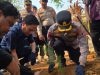 Antam-Polres Kolaka Sinergi Jaga Kelestarian Lingkungan, Melakukan Penanaman Bibit Cemara Laut di Pomalaa